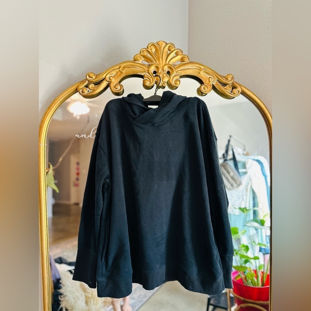 Free people movement black hoodie large nwot